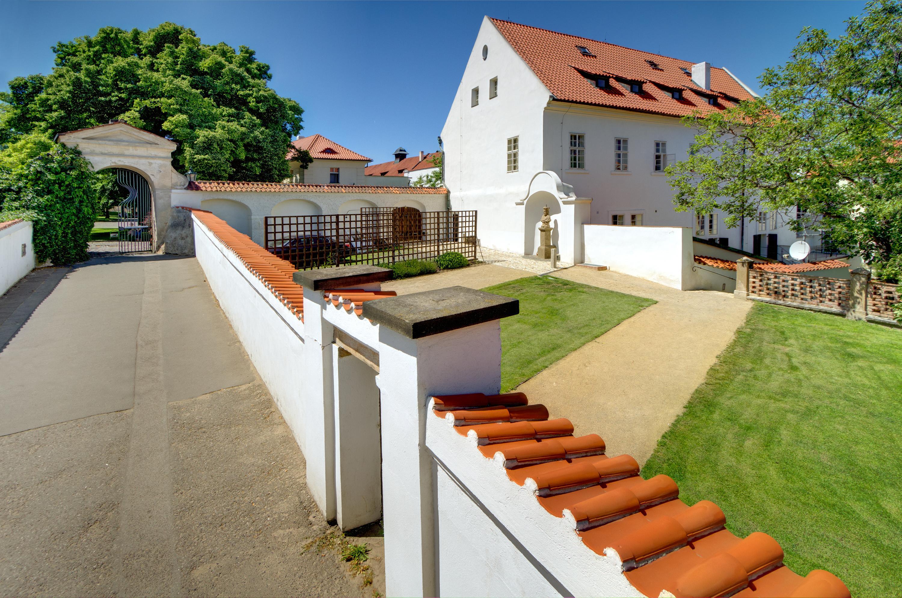Monastery 4* Прага