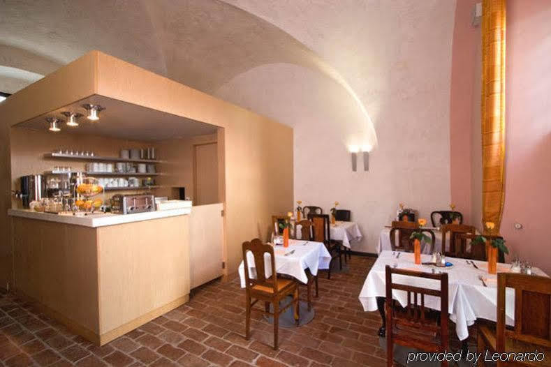 Monastery מלון 4*