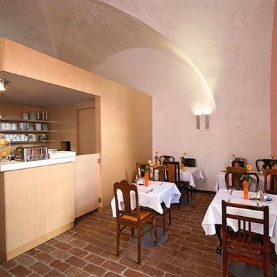 Monastery מלון 4*